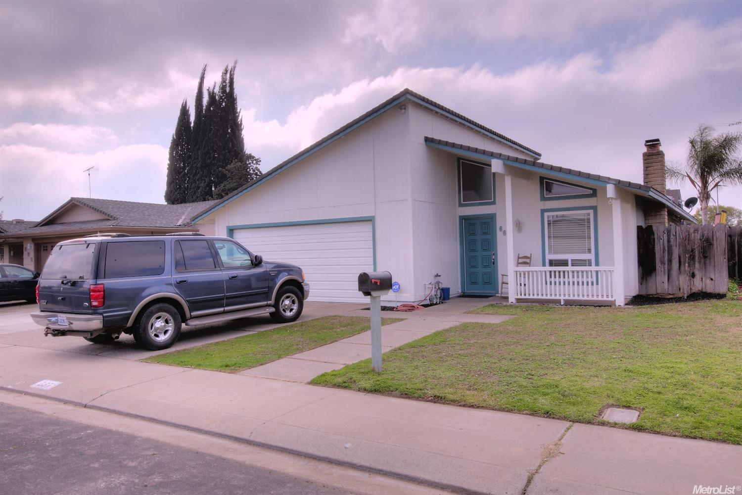 667 Alpine Ave, Manteca, CA 95336 photo 3