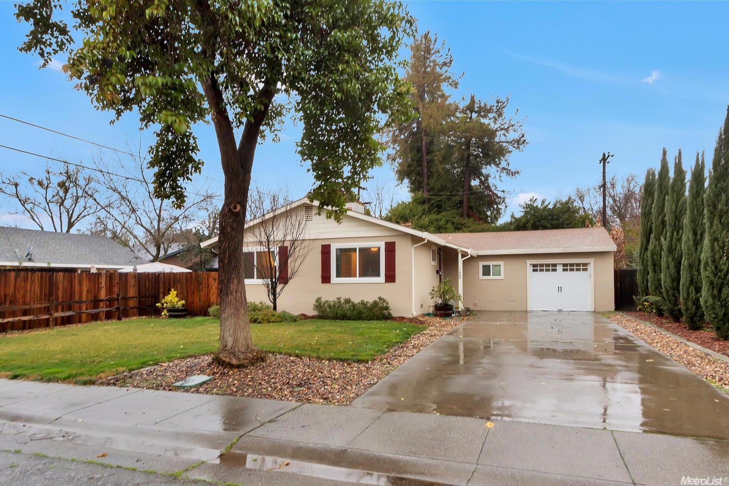 1405 Birch Ln, Davis, CA 95618 photo 1