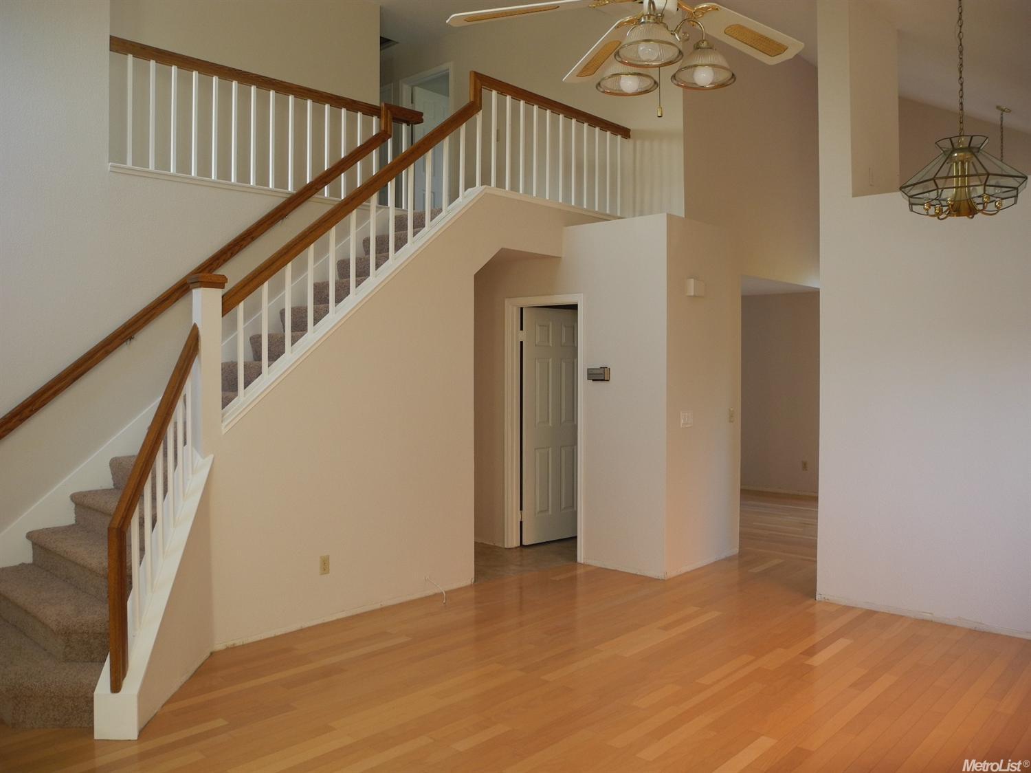 471 Czerny, Tracy, CA 95376 photo 2
