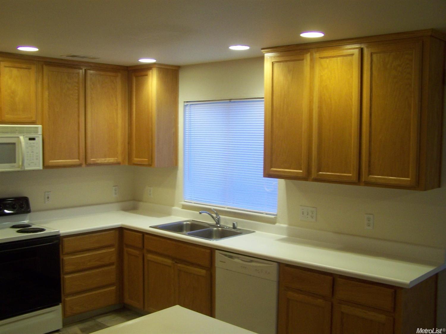 705 E St, Oakdale, CA 95361 photo 10