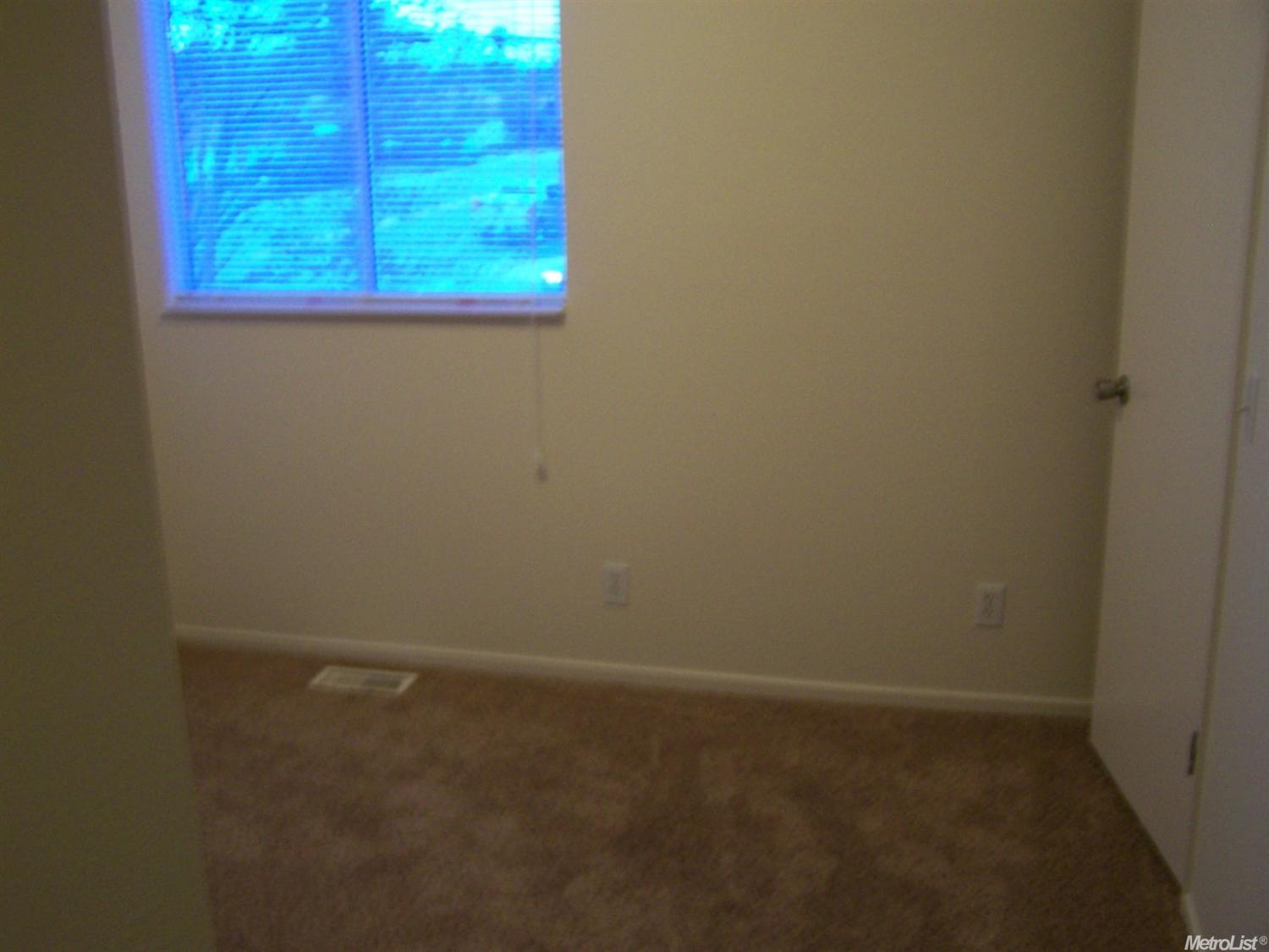 705 E St, Oakdale, CA 95361 photo 12