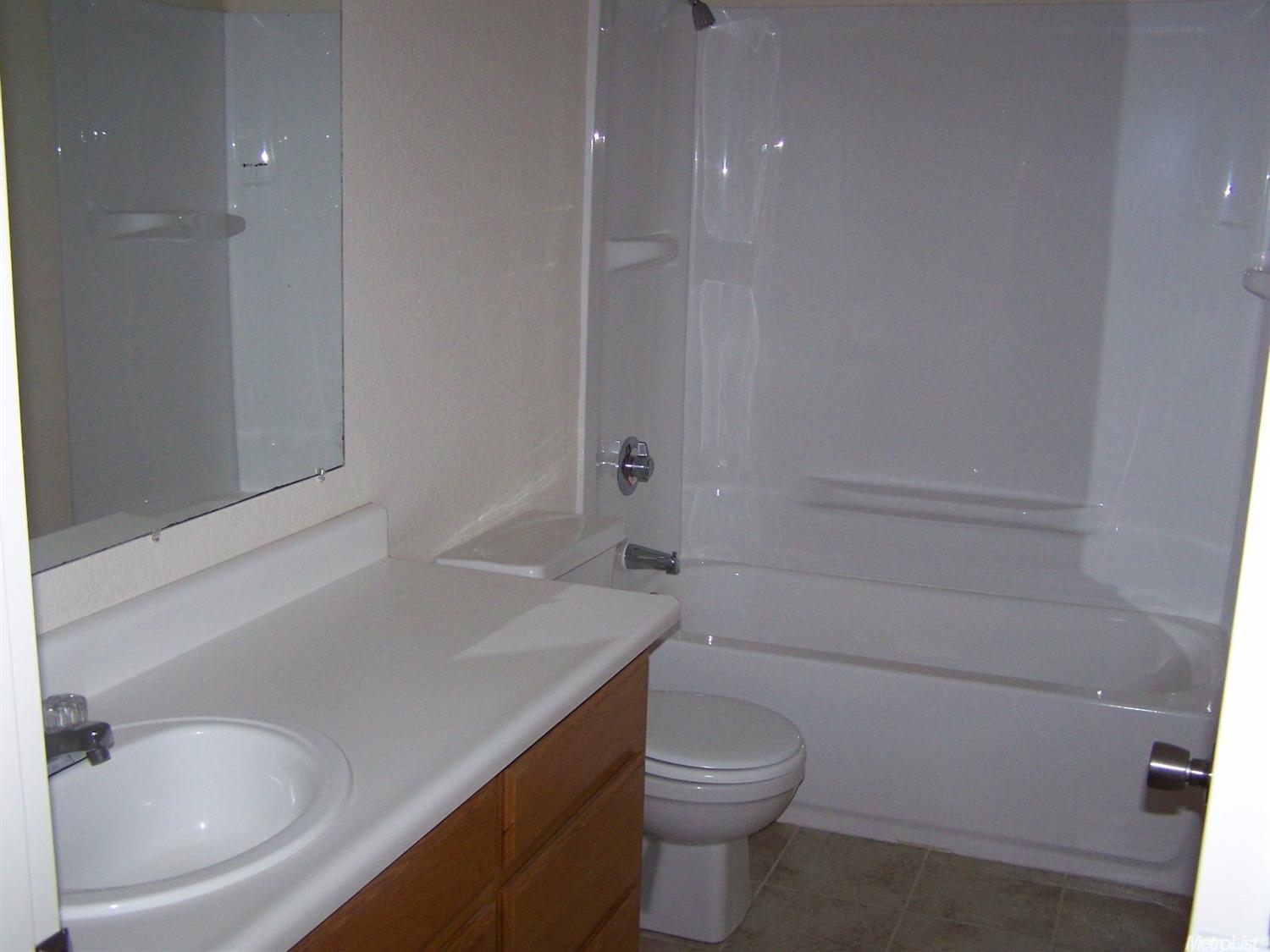 705 E St, Oakdale, CA 95361 photo 21
