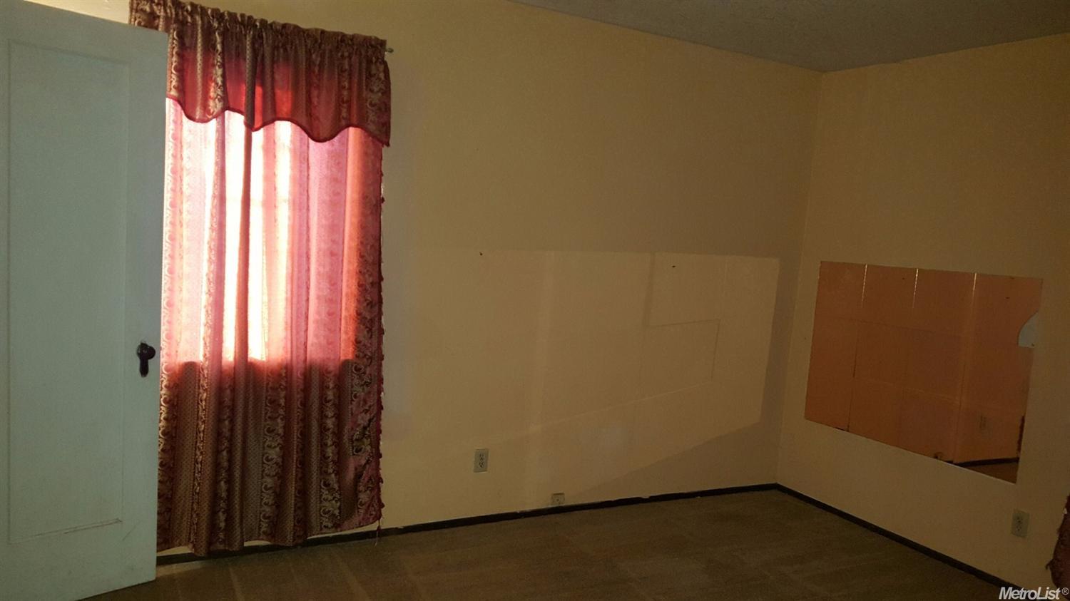 5309 8th St, Keyes, CA 95328 photo 2