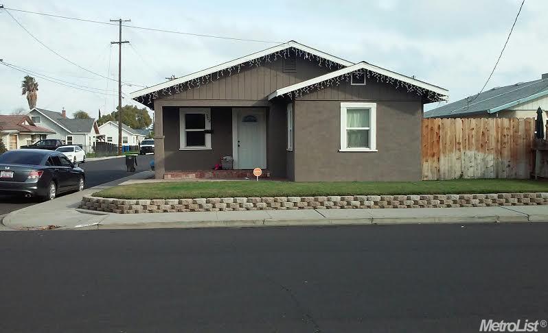 502 S Veach, Manteca, CA 95337 photo 1