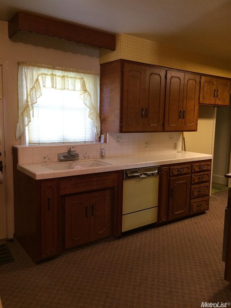 317 N Mcclure Rd, Modesto, CA 95357 photo 4
