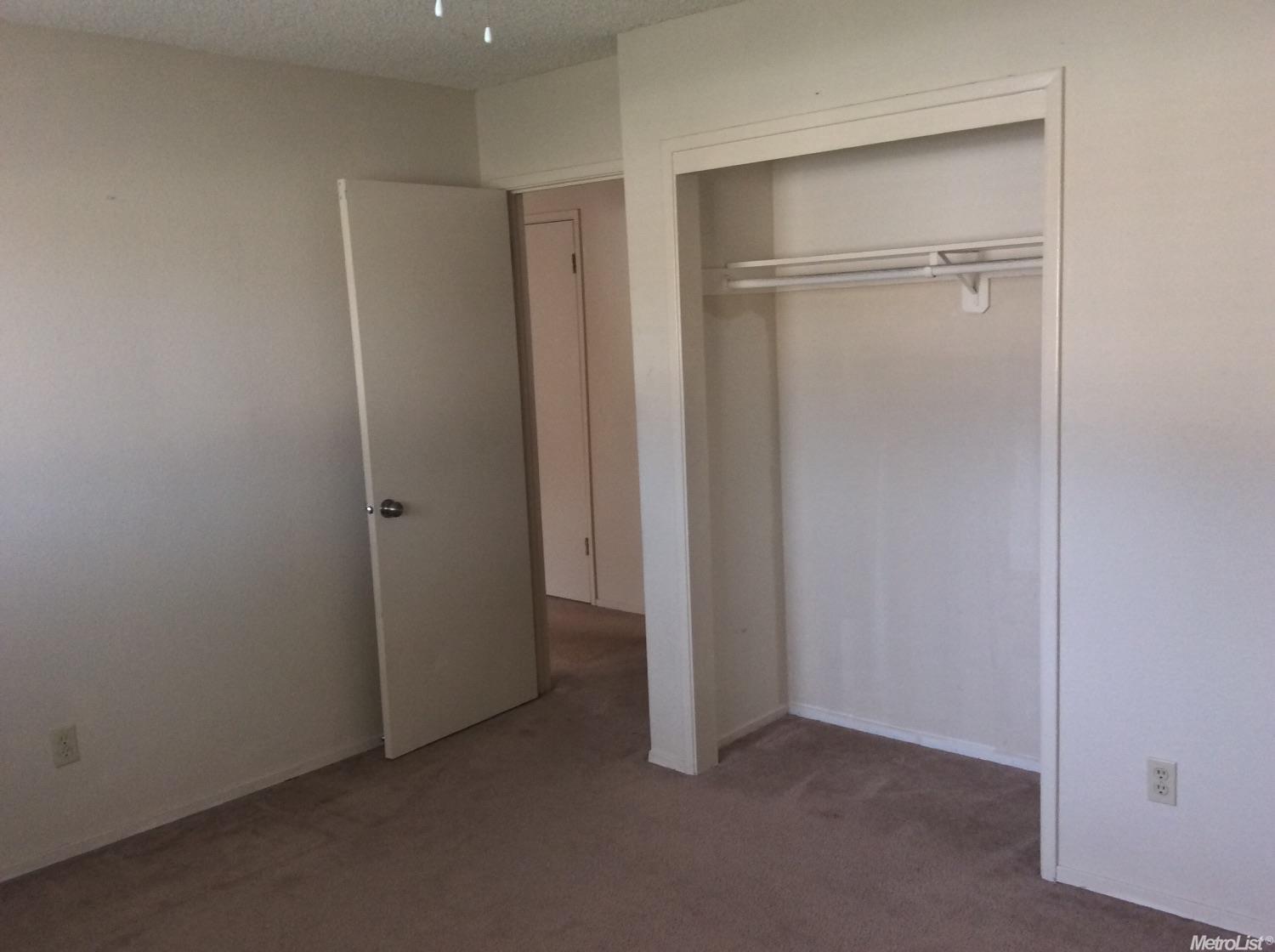 2417 Murray, Turlock, CA 95382 photo 14