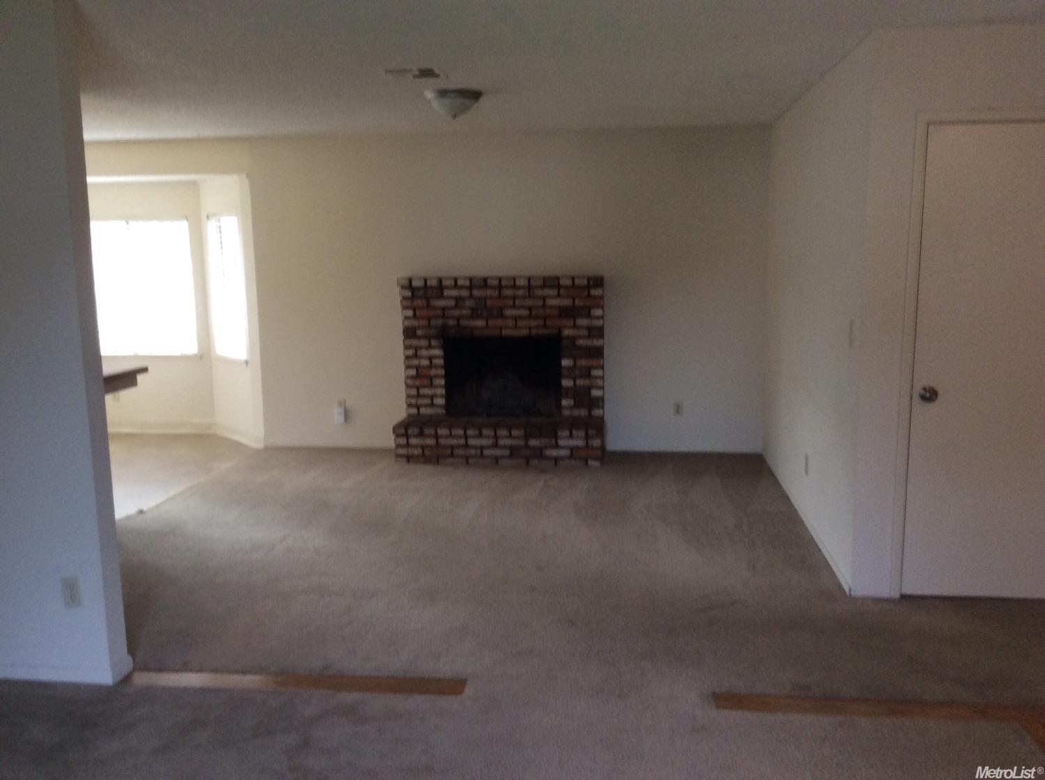 2417 Murray, Turlock, CA 95382 photo 9