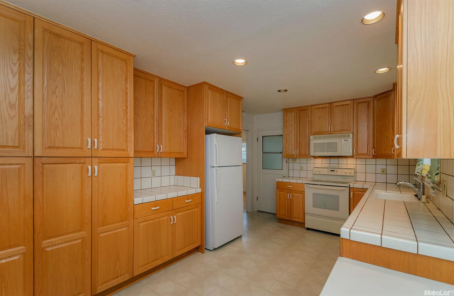 4001 Linus Way, Carmichael, CA 95608 photo 11
