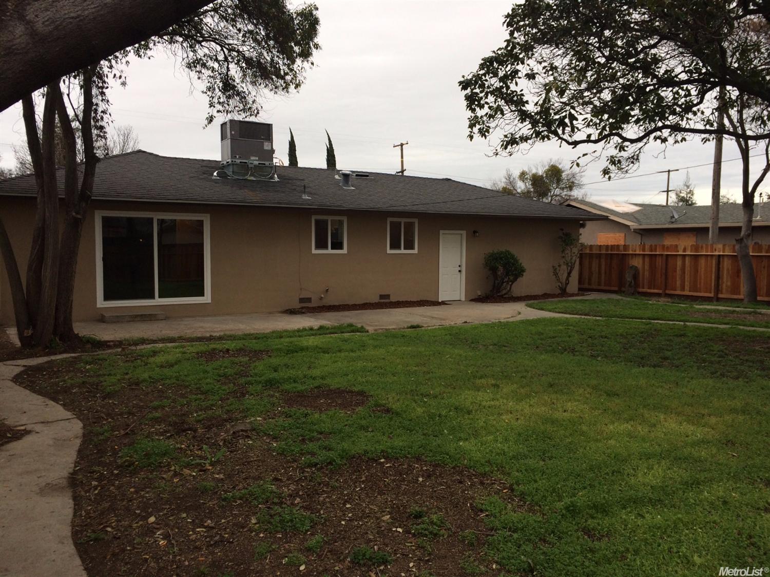 1706 Locke Rd, Modesto, CA 95355 photo 15