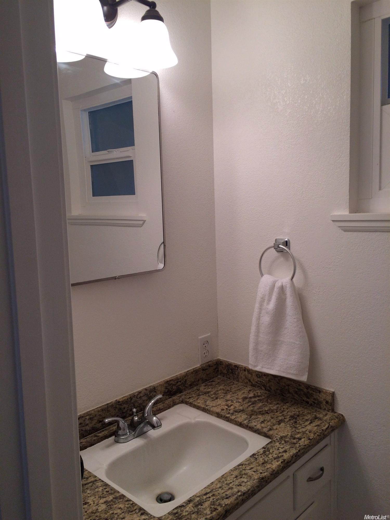 1706 Locke Rd, Modesto, CA 95355 photo 13
