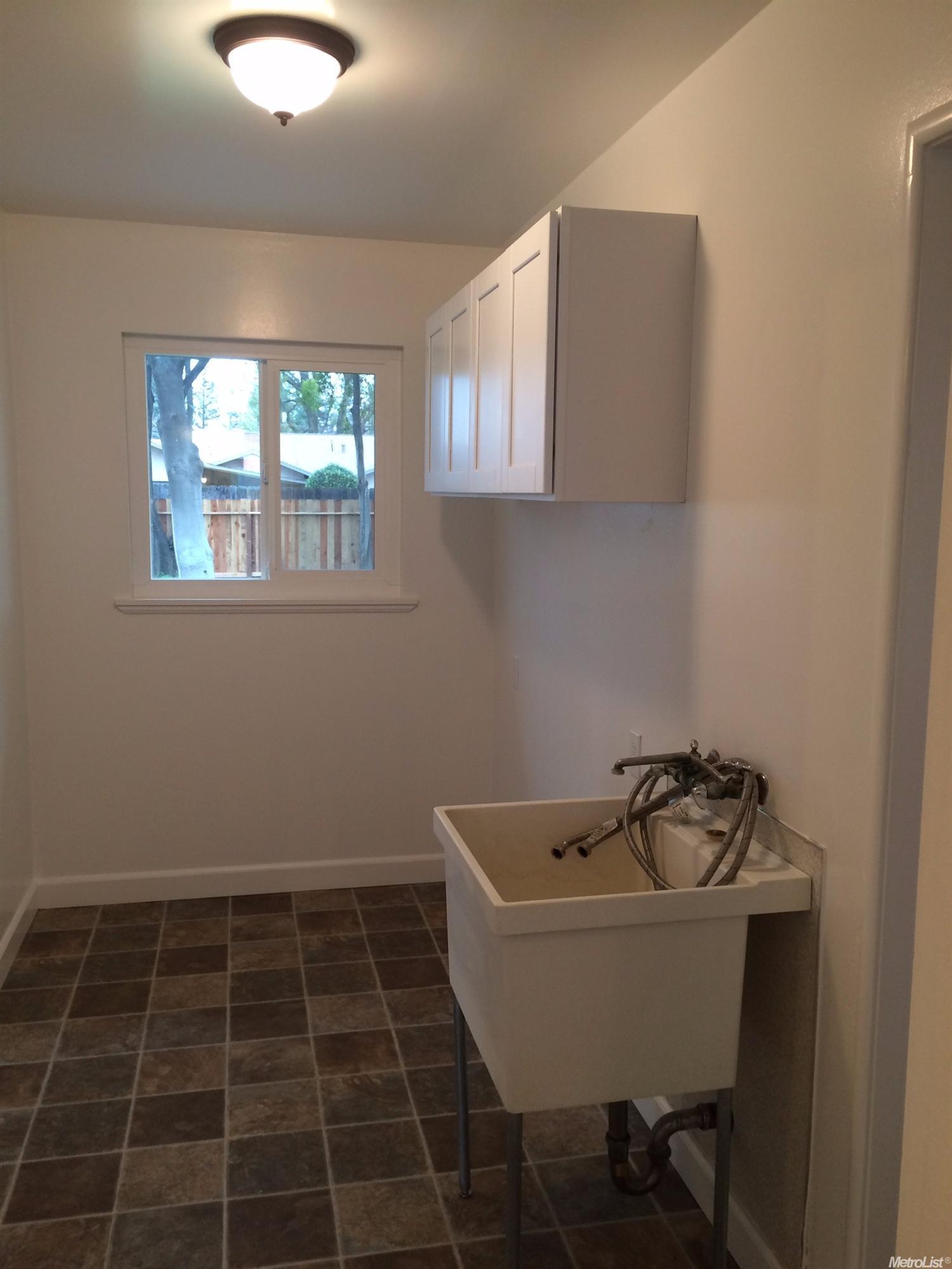 1706 Locke Rd, Modesto, CA 95355 photo 14