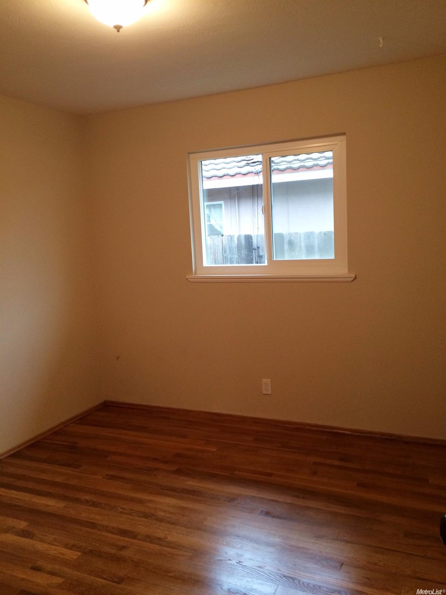 1706 Locke Rd, Modesto, CA 95355 photo 12