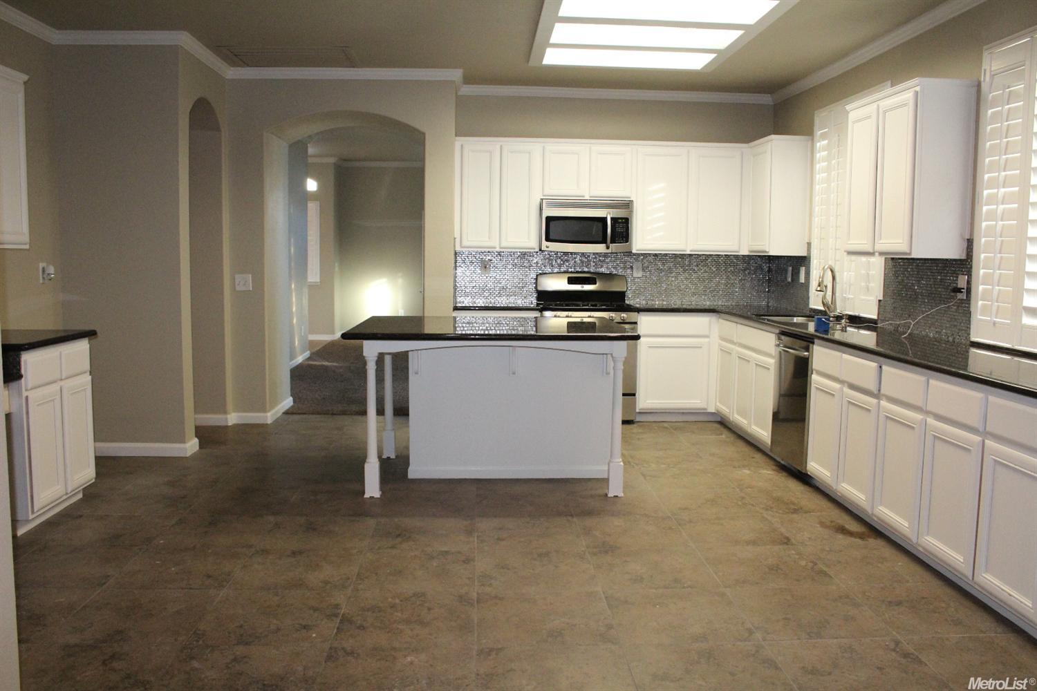 4205 Heritage Ct, Modesto, CA 95356 photo 5