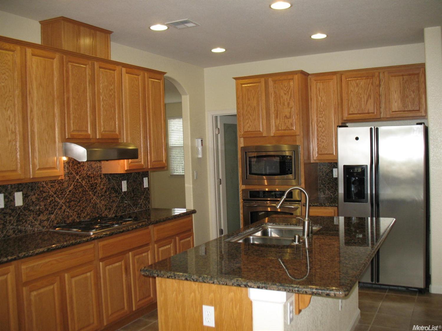 1516 Horizon Ln, Patterson, CA 95363 photo 2