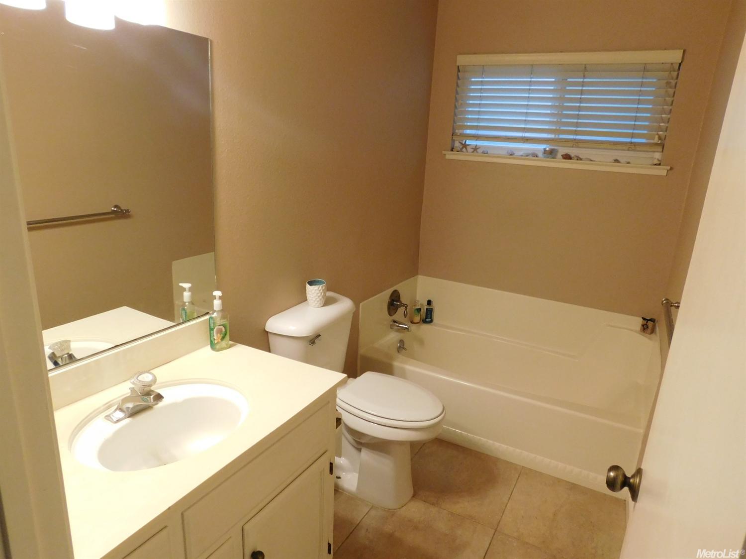 830 Groveland Ct, Merced, CA 95340 photo 19