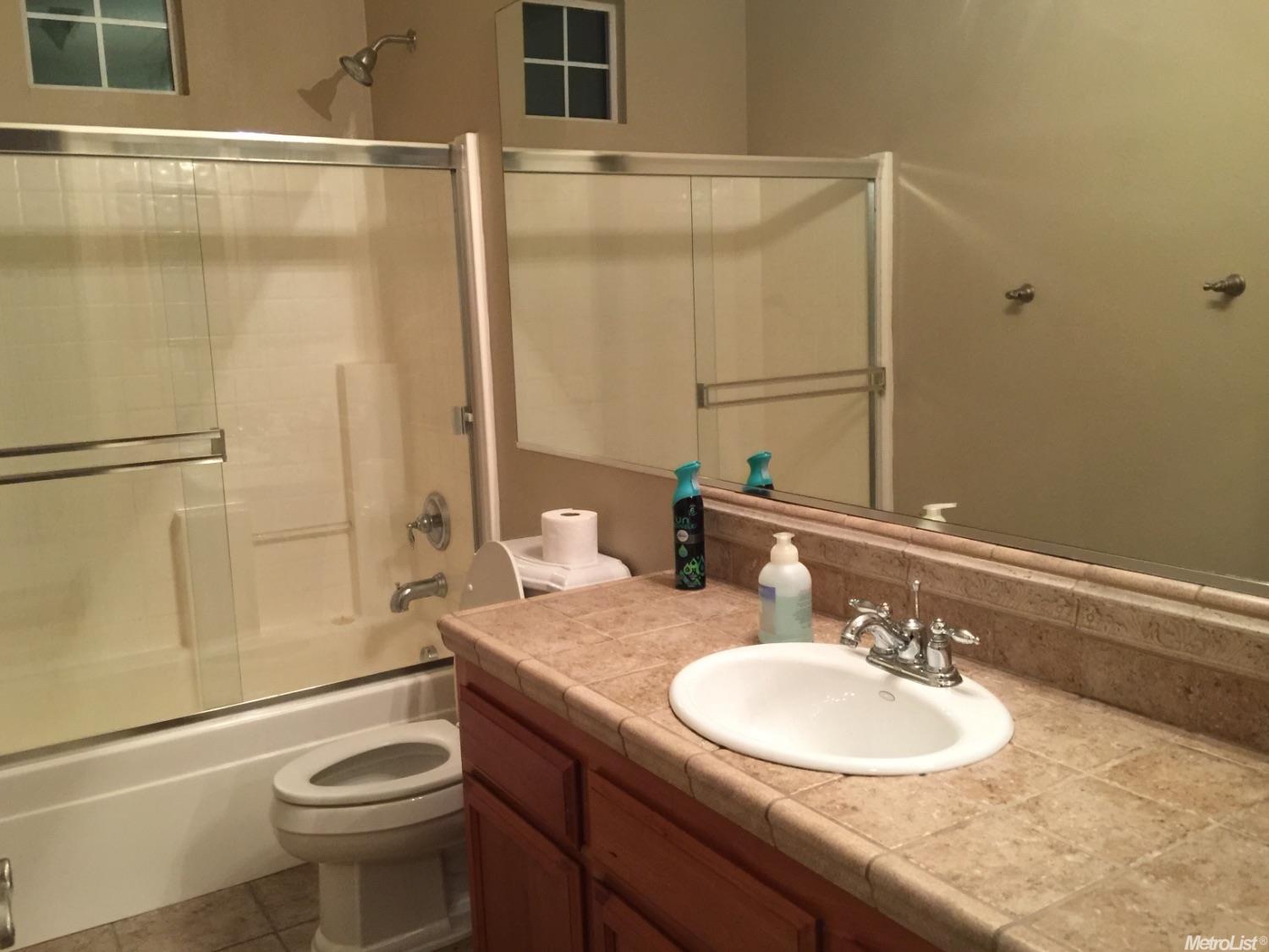 584 Given St, Folsom, CA 95630 photo 12
