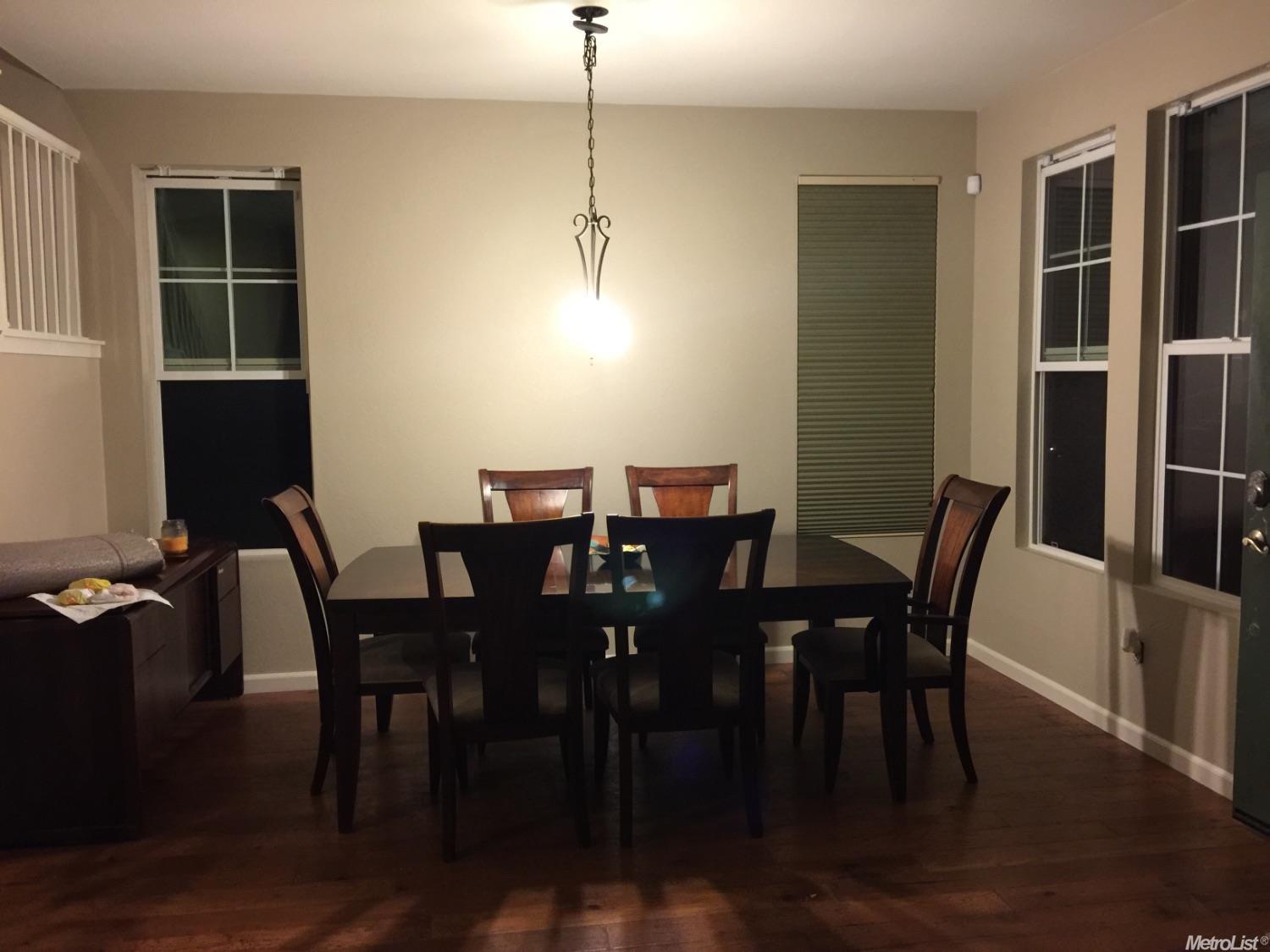 584 Given St, Folsom, CA 95630 photo 3