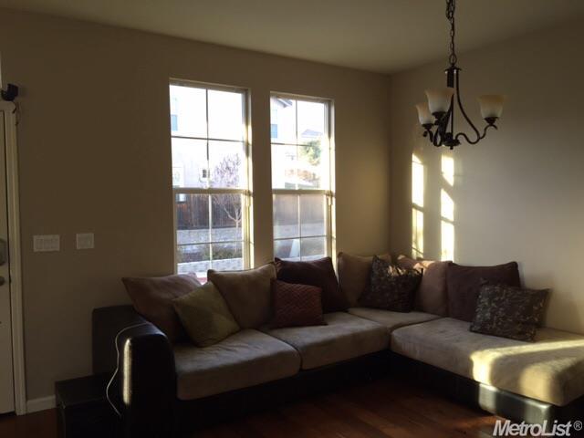 584 Given St, Folsom, CA 95630 photo 6