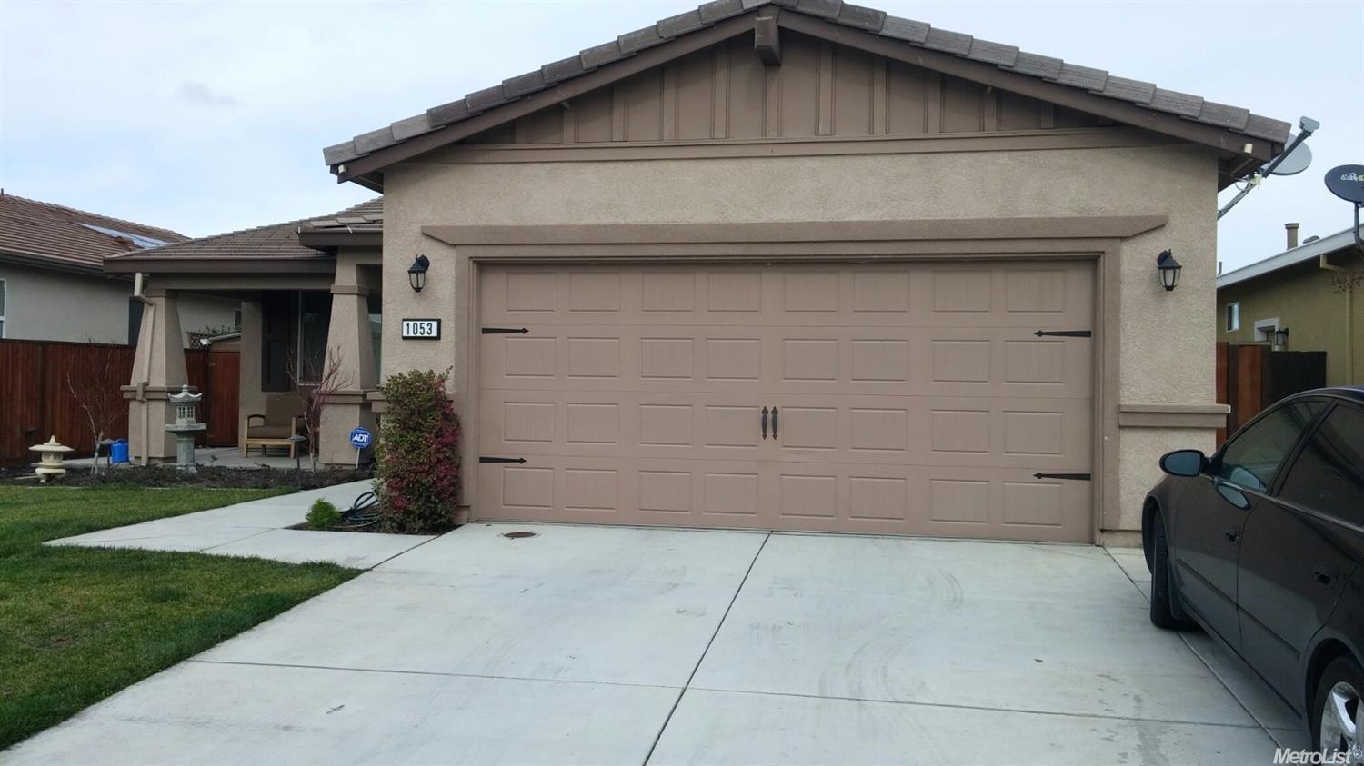 1053 Alba St, Manteca, CA 95337 photo 3