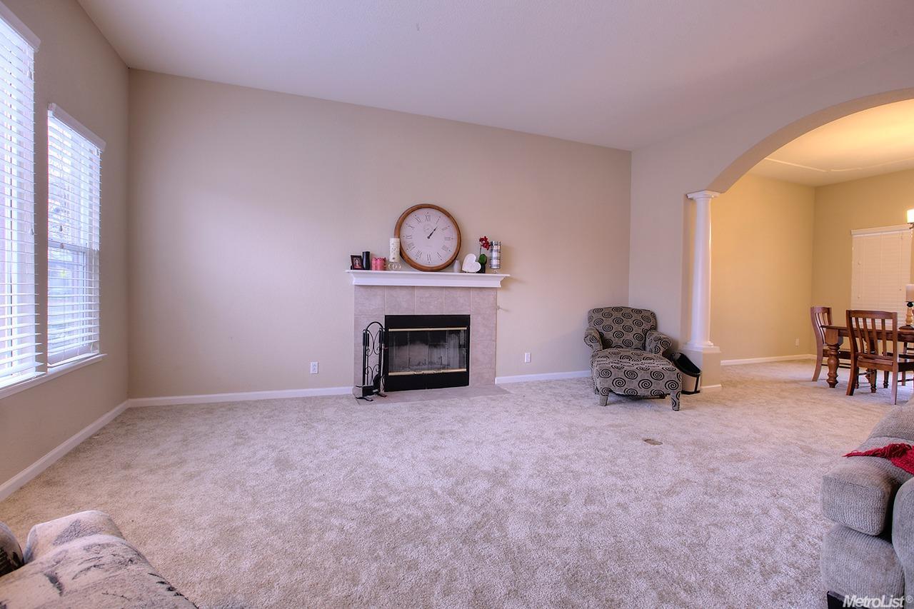 2205 Phar Lap Ave, Modesto, CA 95355 photo 4