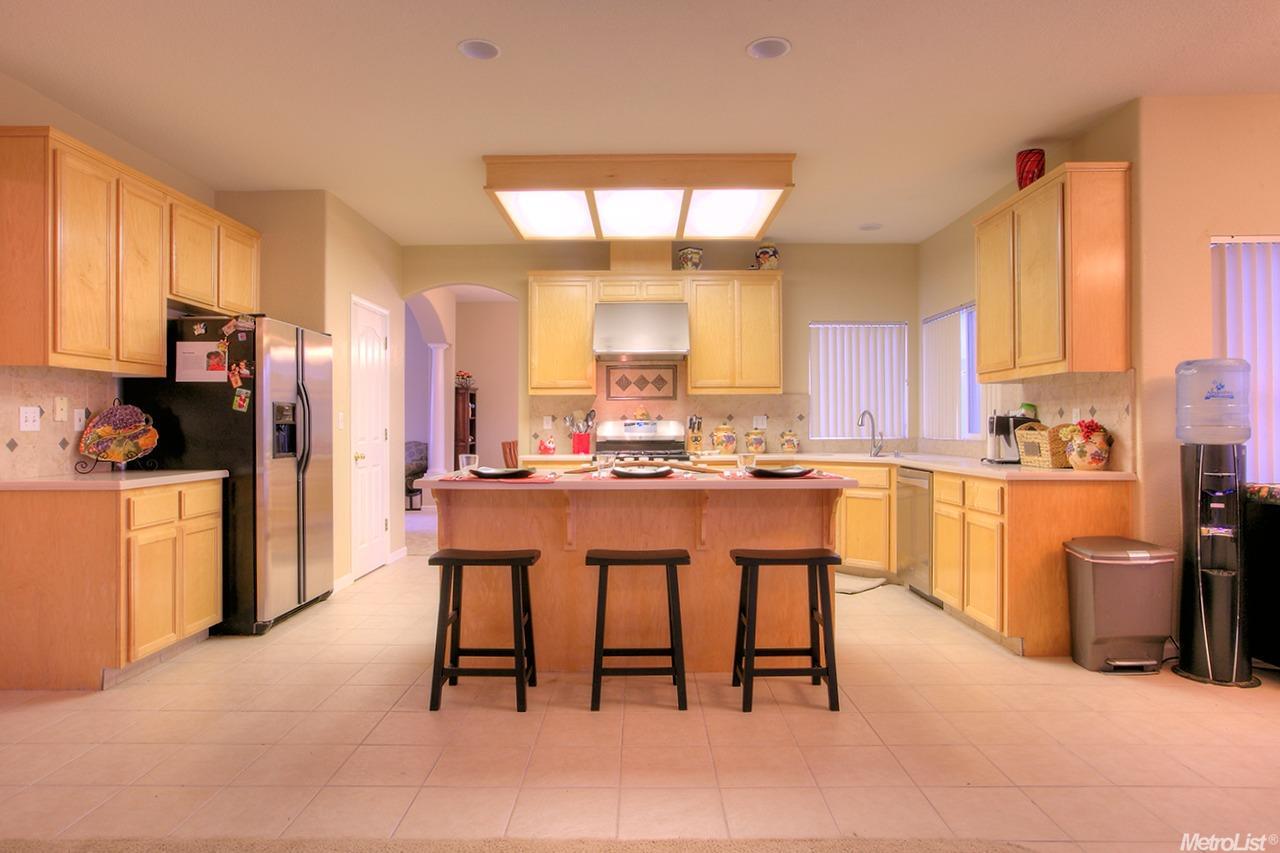 2205 Phar Lap Ave, Modesto, CA 95355 photo 8