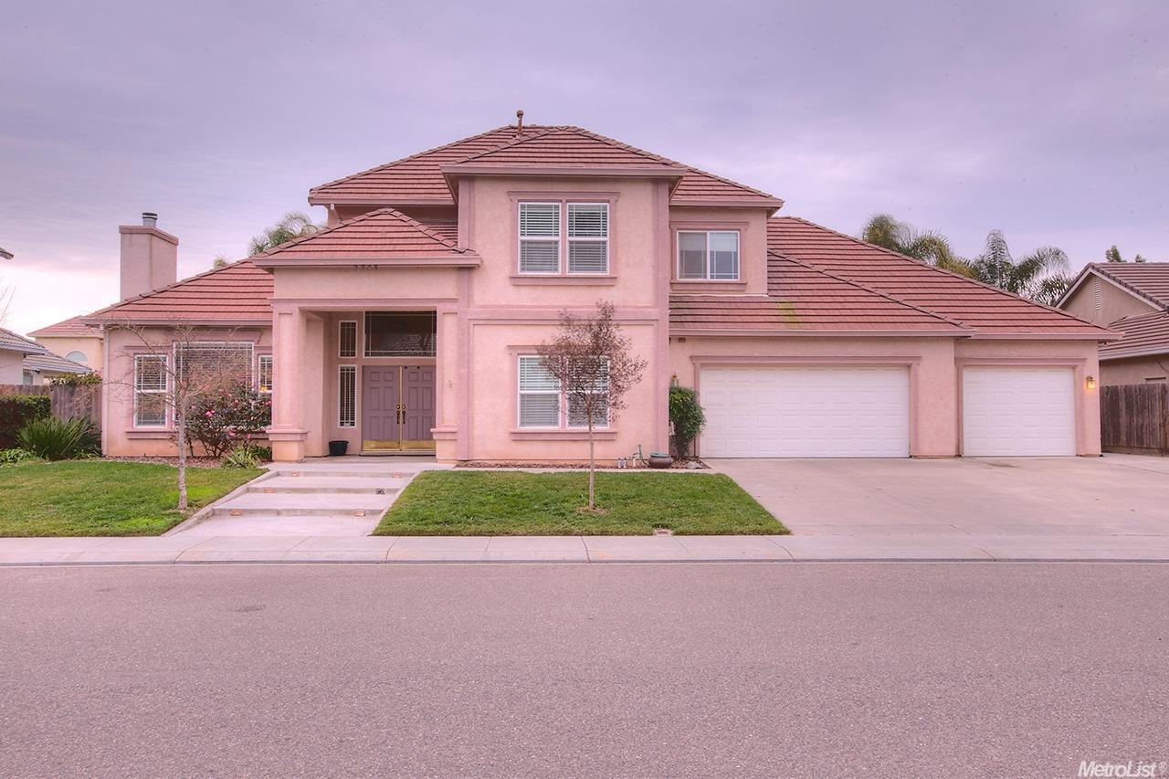 2205 Phar Lap Ave, Modesto, CA 95355 photo 1