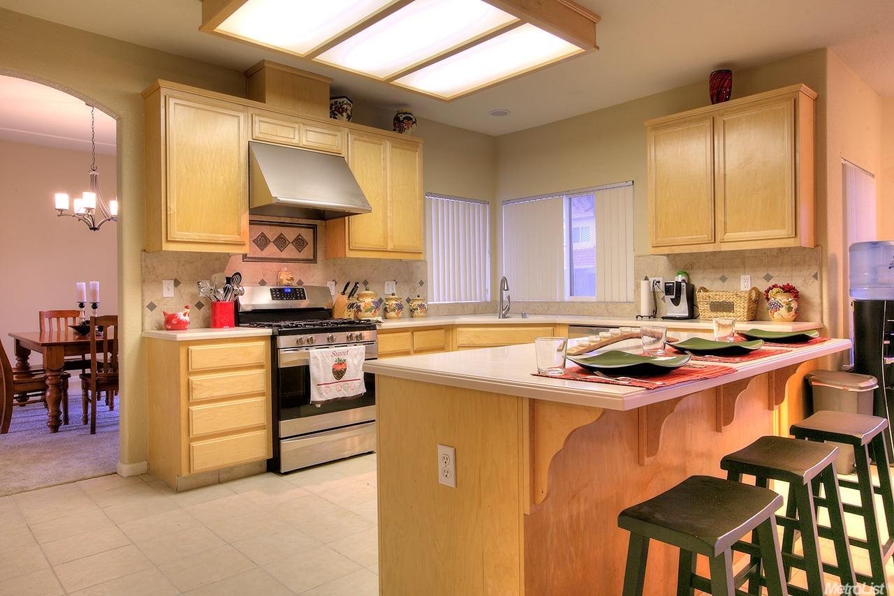 2205 Phar Lap Ave, Modesto, CA 95355 photo 7