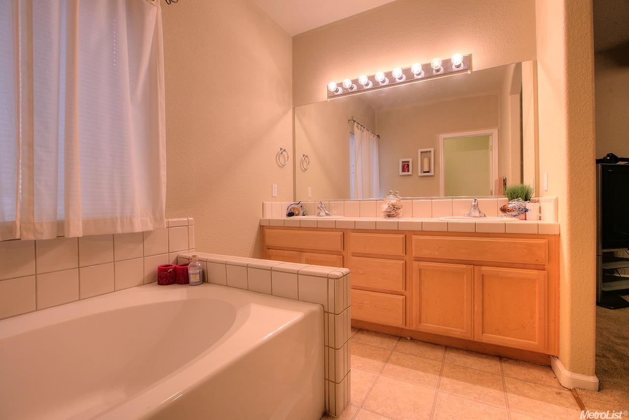 2205 Phar Lap Ave, Modesto, CA 95355 photo 14