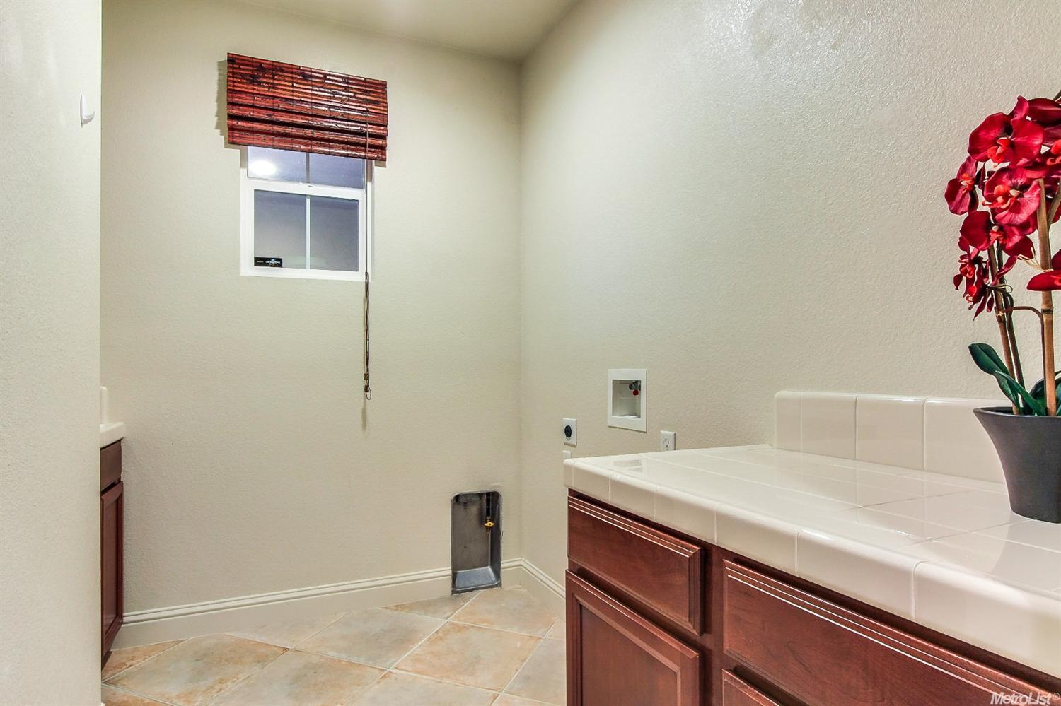 1677 Abilene Cir, Rocklin, CA 95765 photo 7