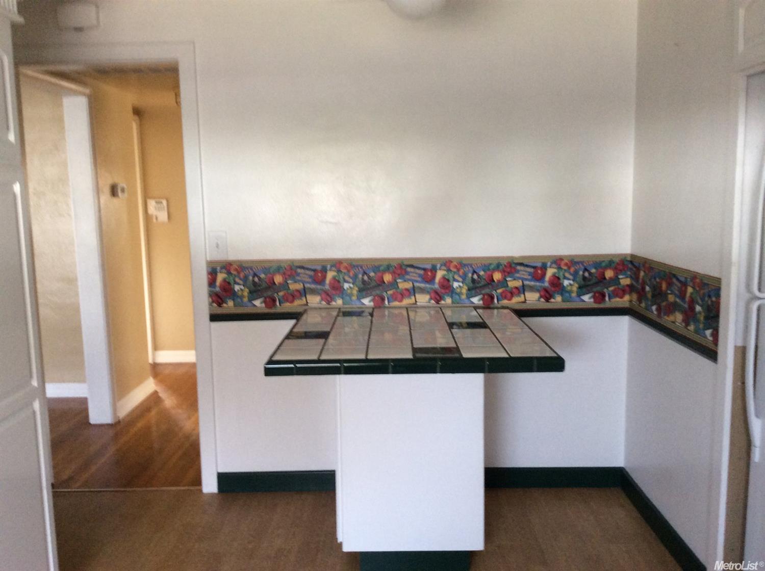 308 Olive Ct, Lodi, CA 95240 photo 4