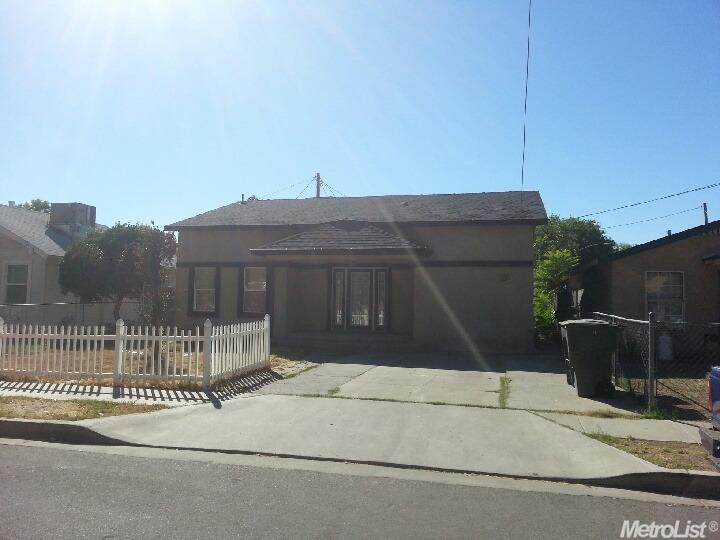 224 Kelley St, Modesto, CA 95354 photo 2