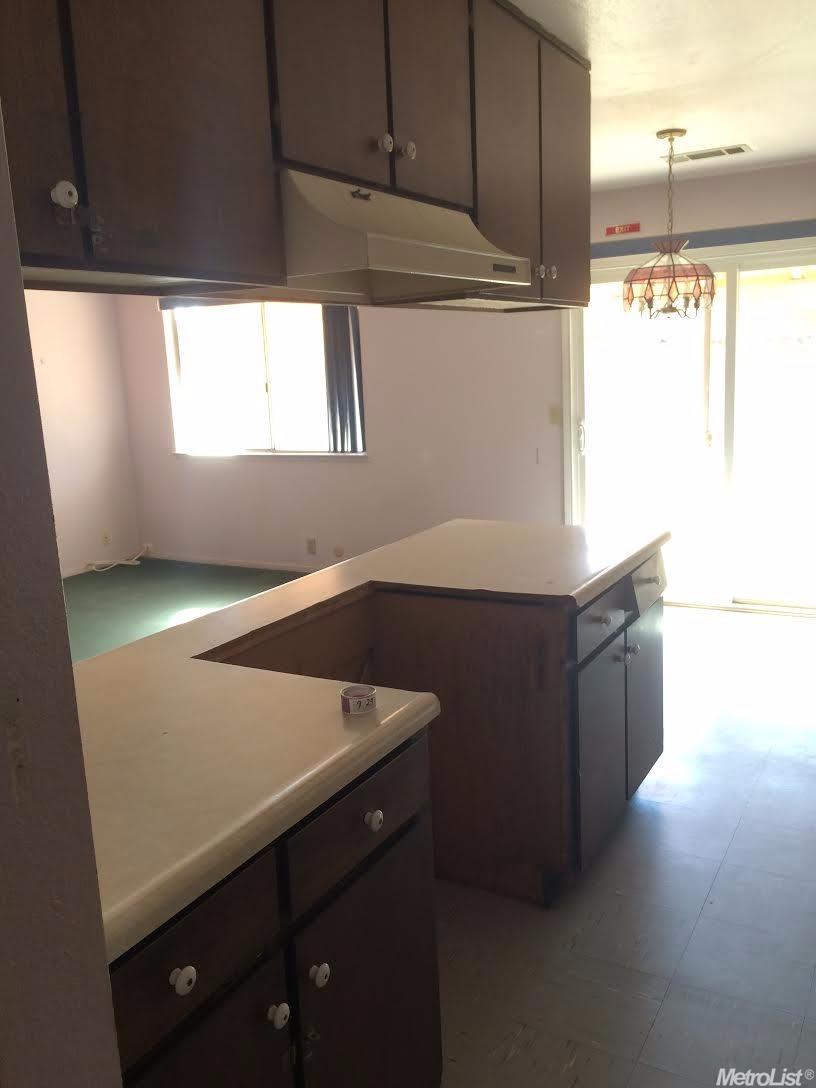 2933 Franklin Rd, Merced, CA 95348 photo 4