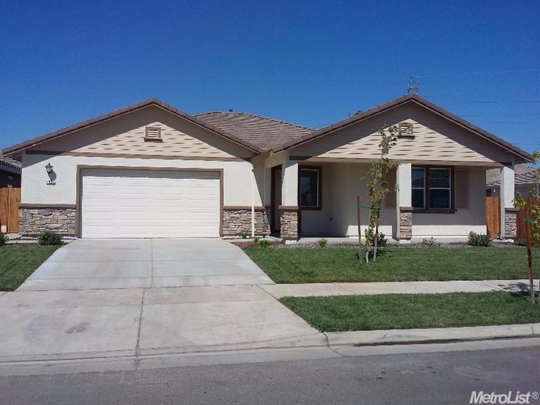 4825 Langley Way, Merced, CA 95348 photo 1