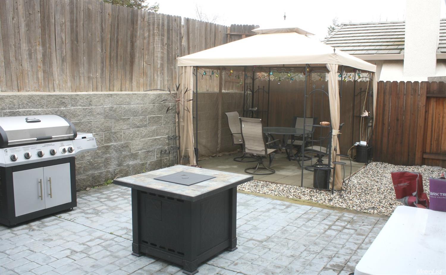 8148 Deer Spring Cir, Antelope, CA 95843 photo 2