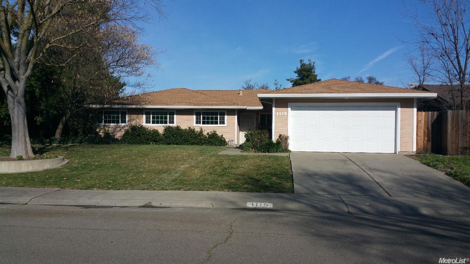 1115 Menlo Dr, Davis, CA 95616 photo 1