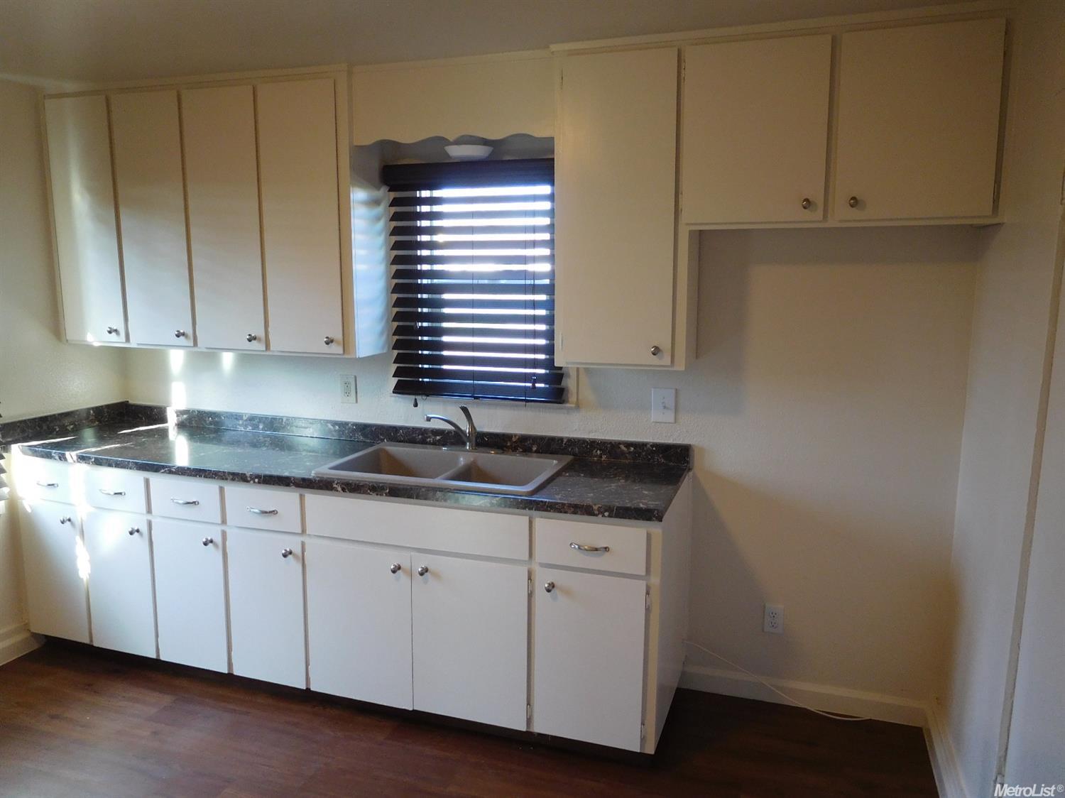 5450 8th St, Keyes, CA 95328 photo 7