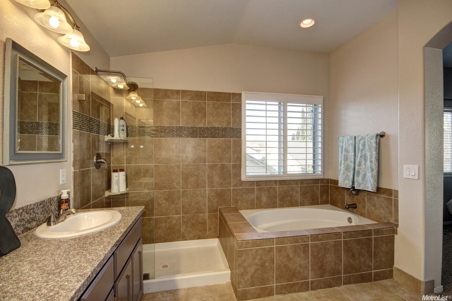 8229 Trieste Ct, Antelope, CA 95843 photo 19