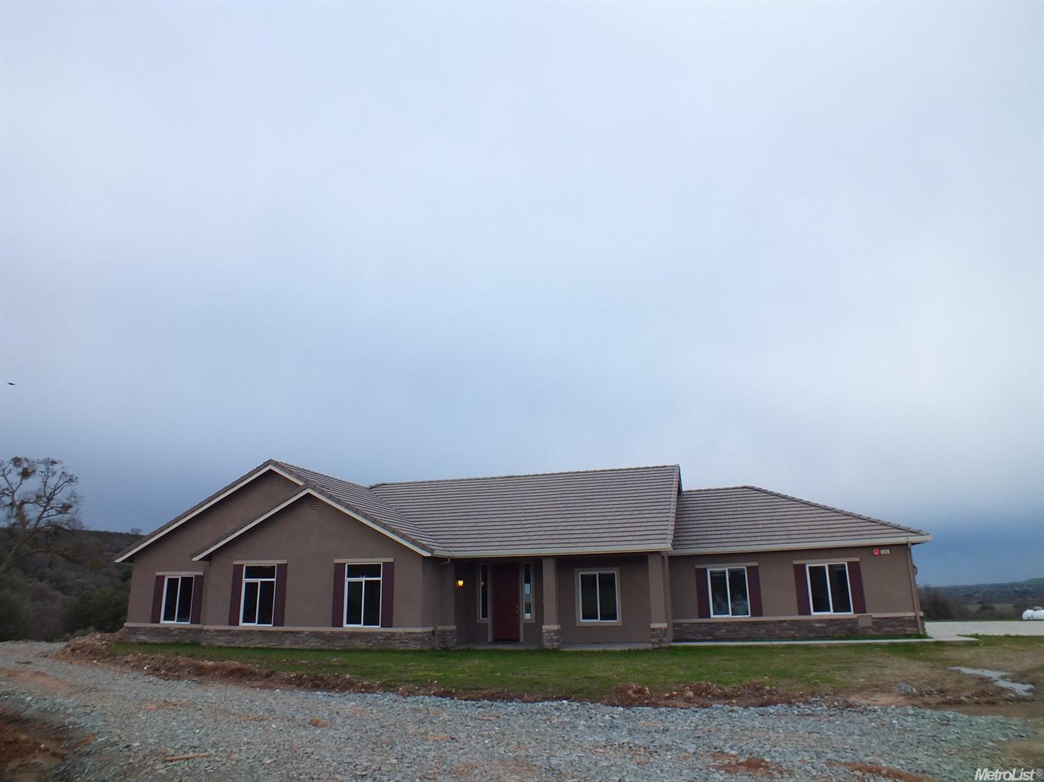 208 Saddleridge Rd, Burson, CA 95225 photo 1