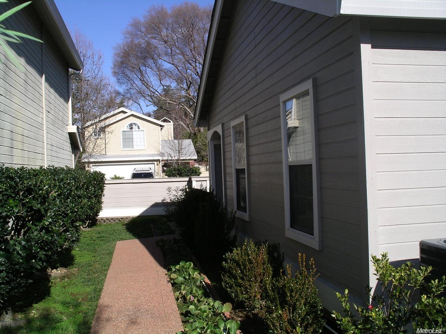 3925 Cyrus Ln, Carmichael, CA 95608 photo 22