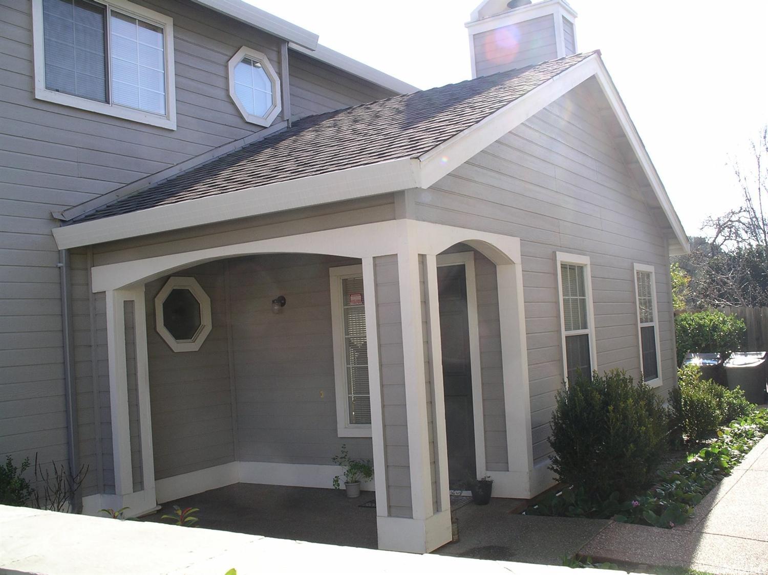 3925 Cyrus Ln, Carmichael, CA 95608 photo 2
