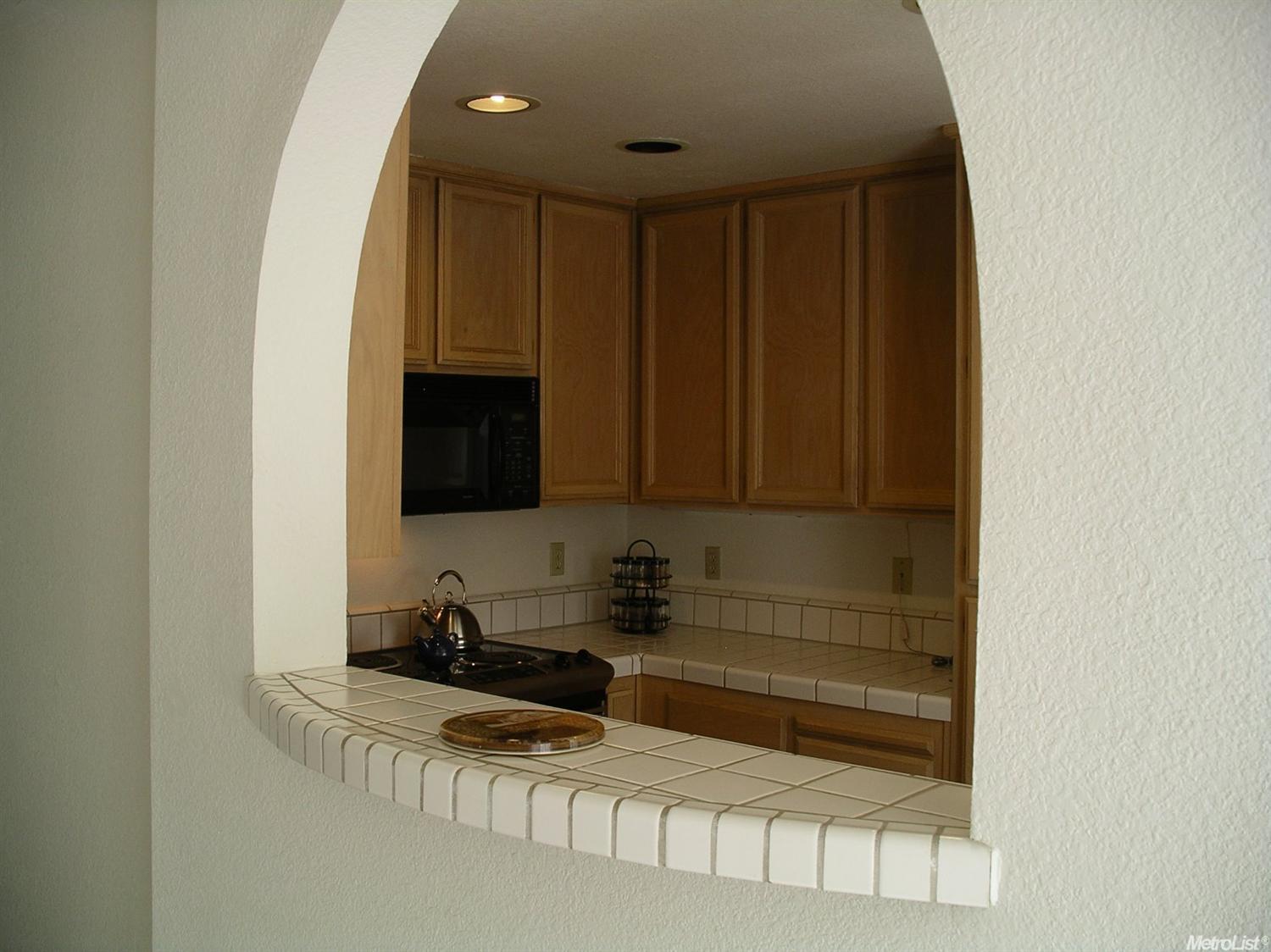 3925 Cyrus Ln, Carmichael, CA 95608 photo 5