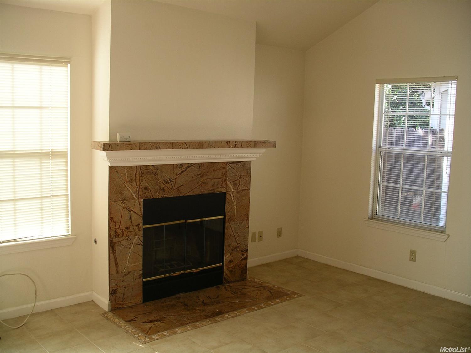 3925 Cyrus Ln, Carmichael, CA 95608 photo 9