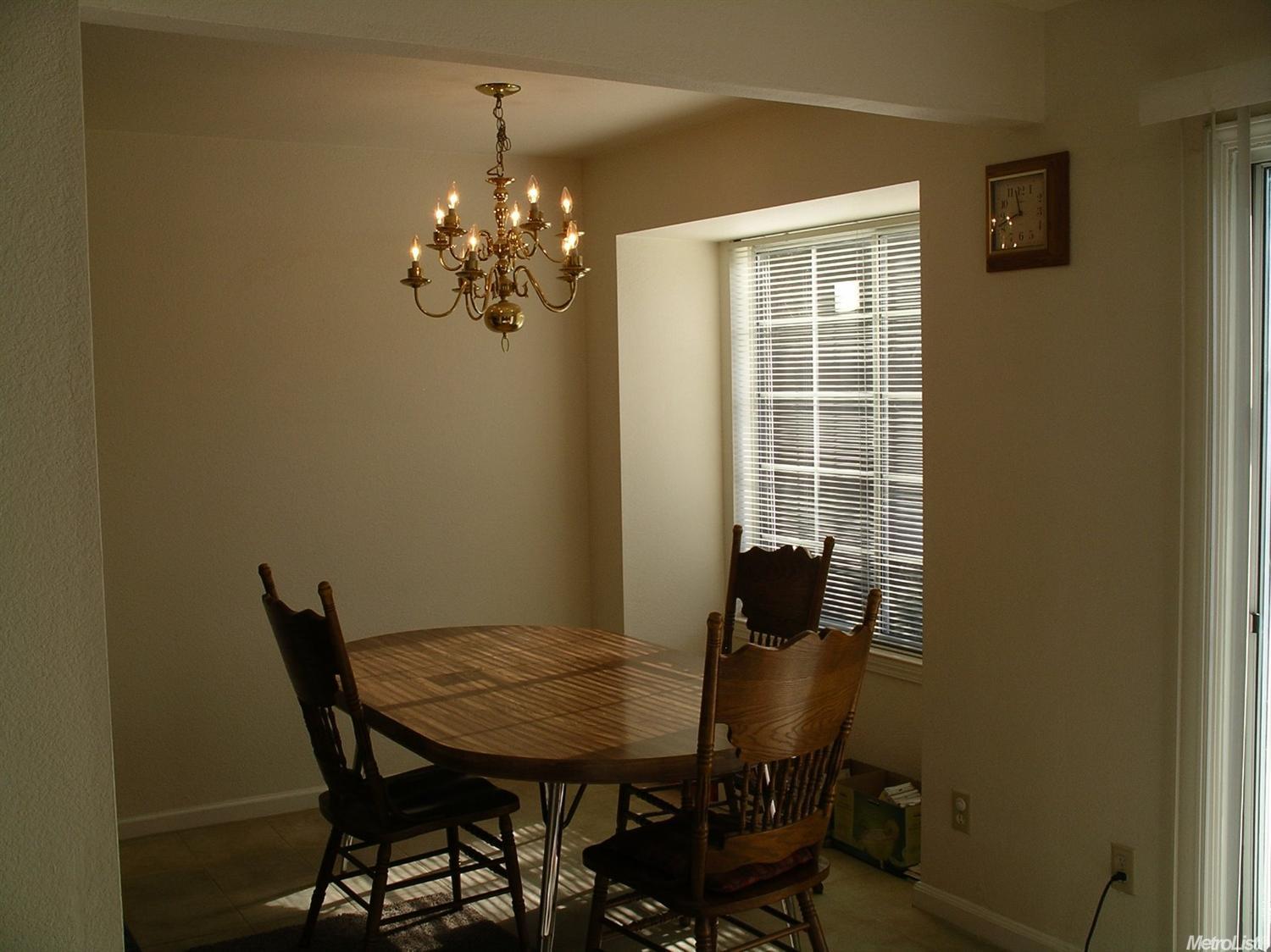 3925 Cyrus Ln, Carmichael, CA 95608 photo 8