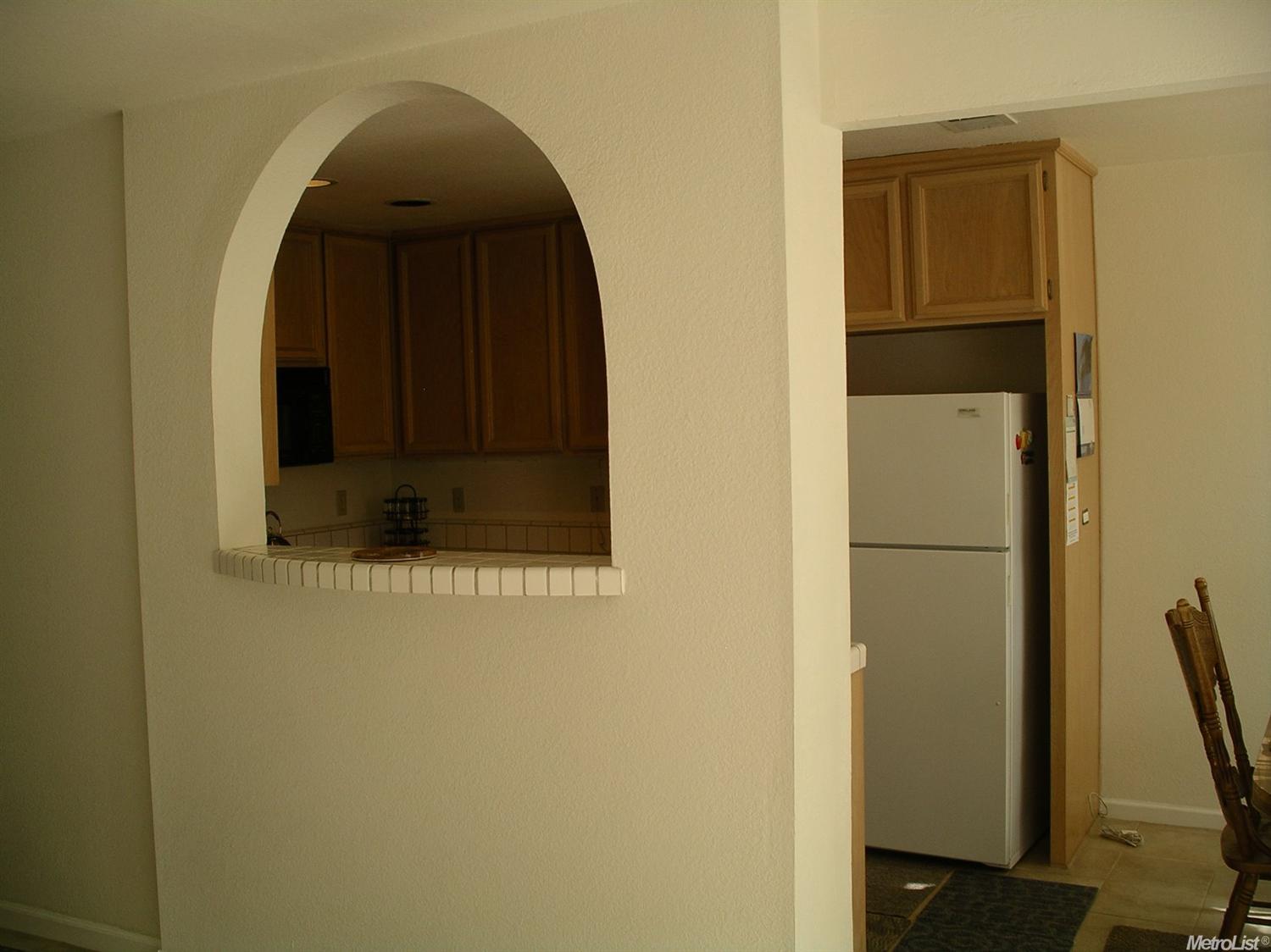 3925 Cyrus Ln, Carmichael, CA 95608 photo 7