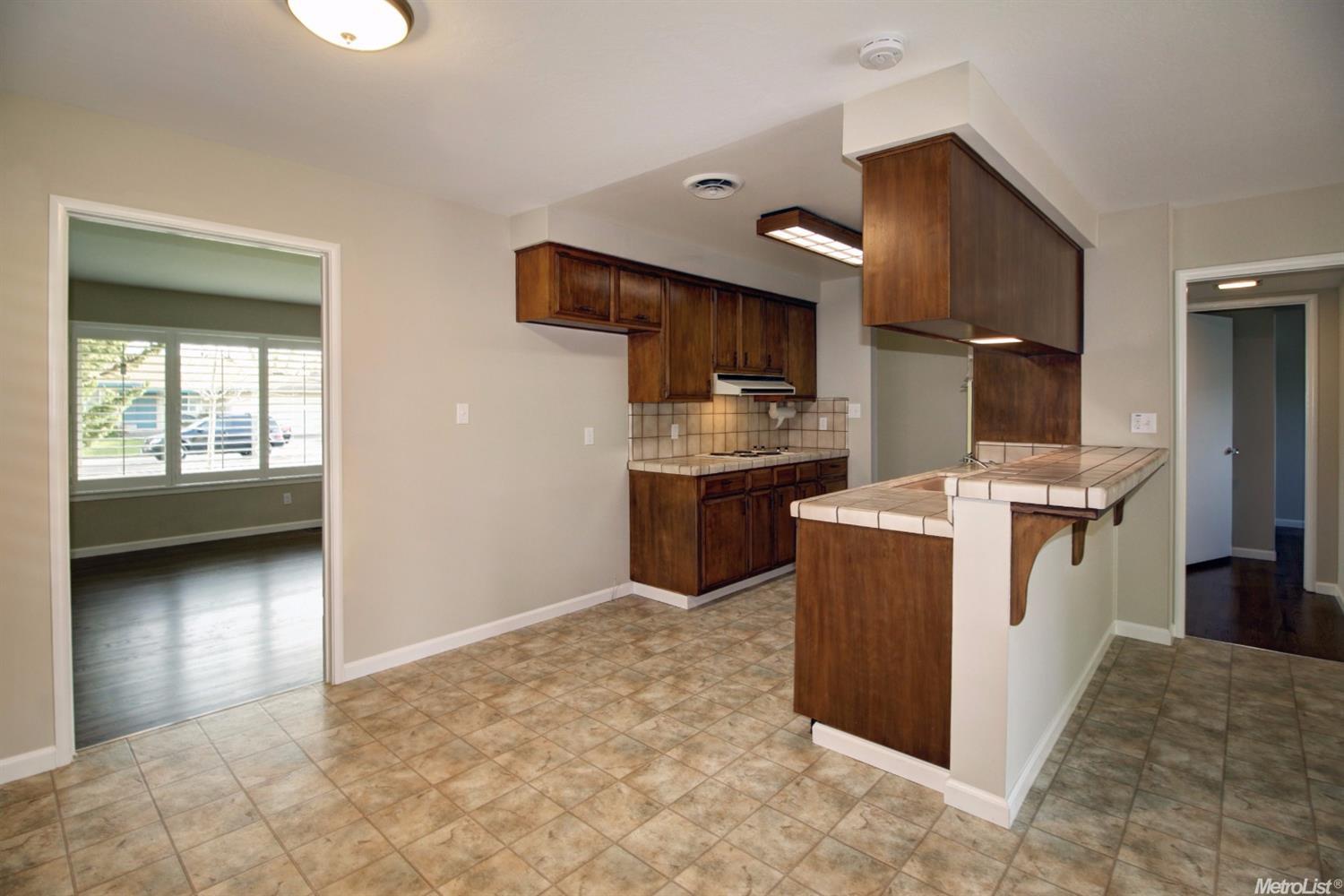 6409 Rampart Dr, Carmichael, CA 95608 photo 11