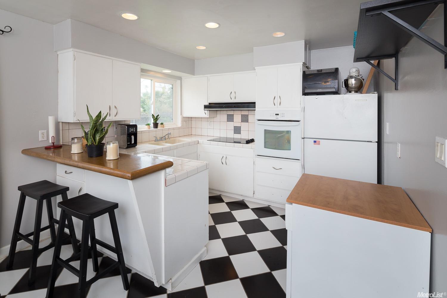 6313 Markley Way, Carmichael, CA 95608 photo 8