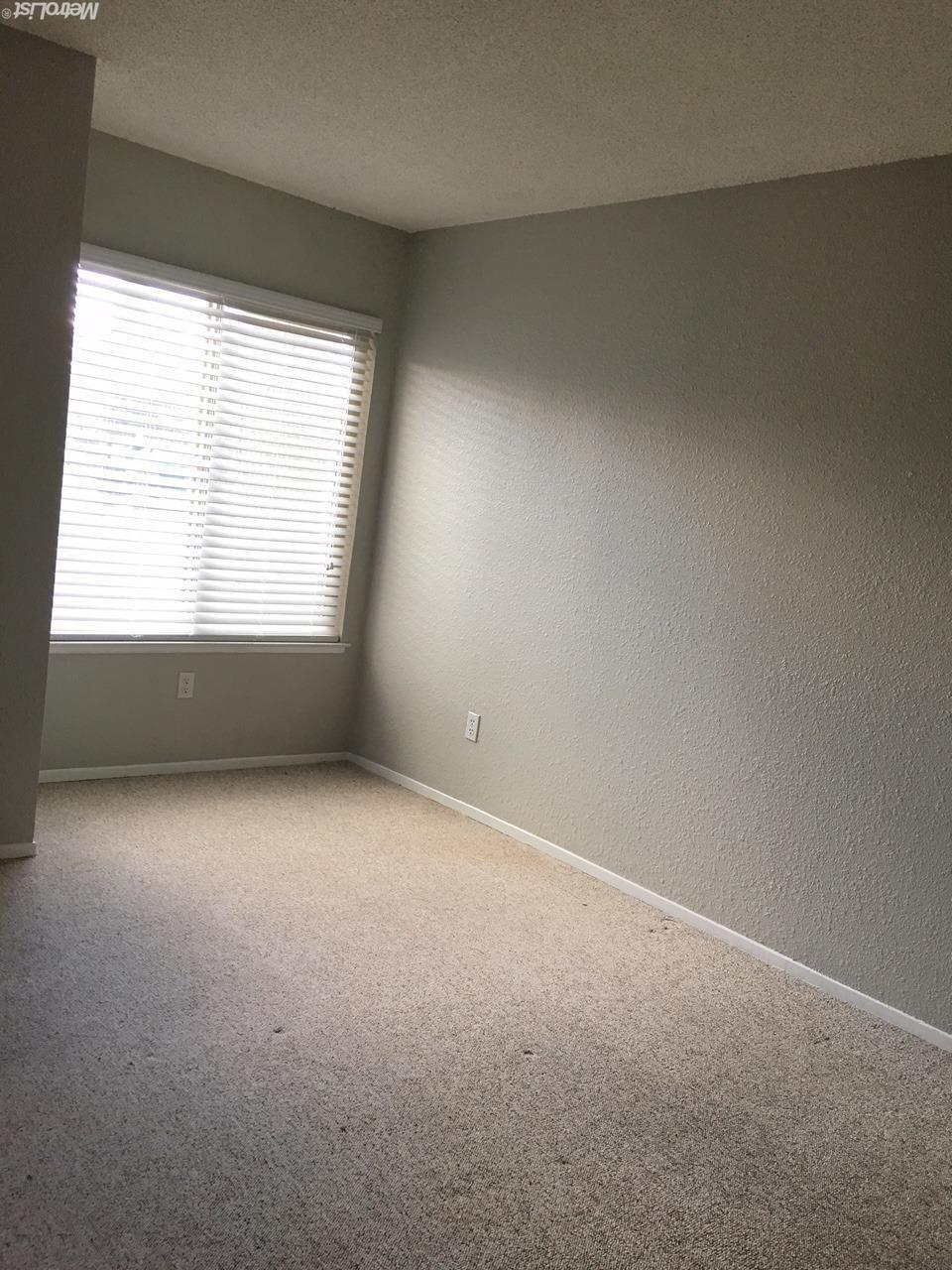 3701 Colonial Dr #157, Modesto, CA 95356 photo 5