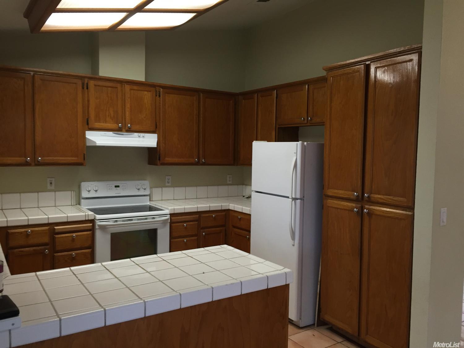 14575 Cedar Valley Dr, Lathrop, CA 95330 photo 10