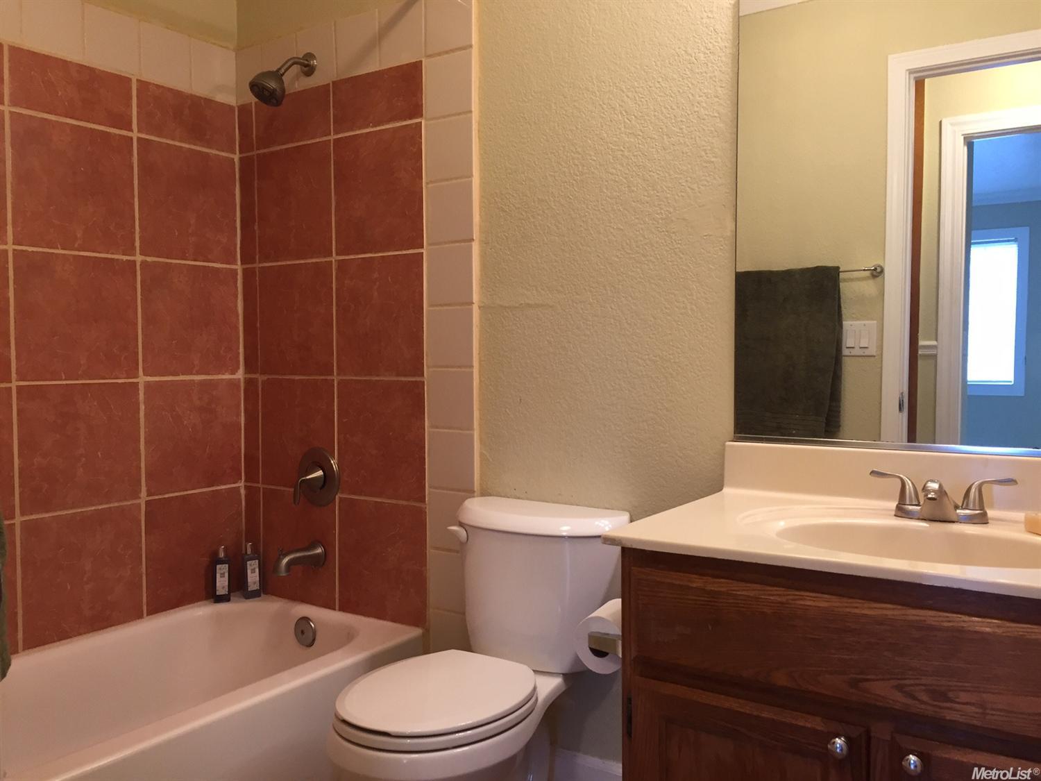 14575 Cedar Valley Dr, Lathrop, CA 95330 photo 17
