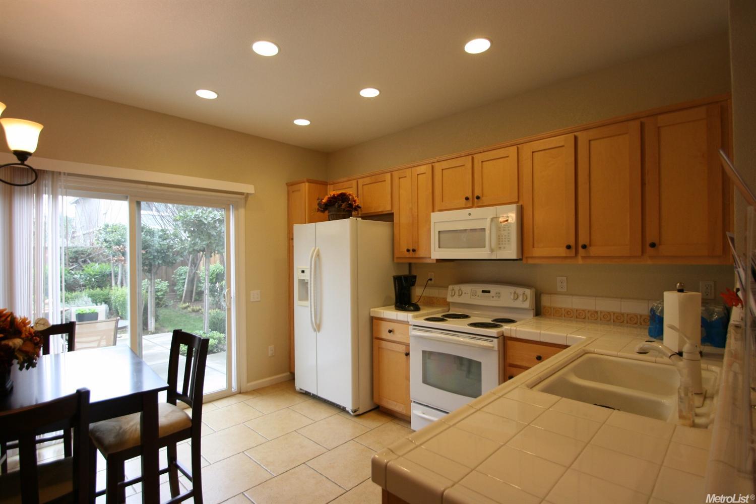 2721 Tapestry St, Manteca, CA 95337 photo 4